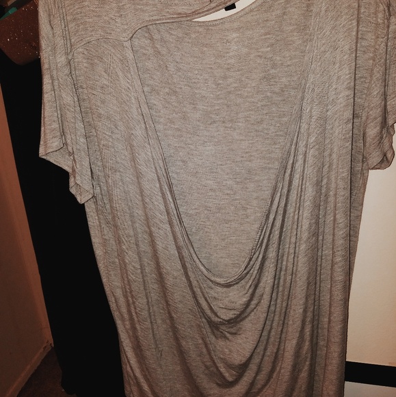 Grey graphic tshirt - Picture 2 of 3